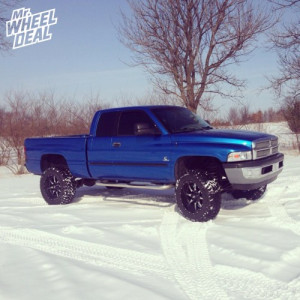 2000 Ram 2500 with 20x10 Moto Metal 970 Gloss Black Milled wheels and ...