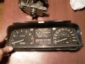 Thread: 88-89 civic/crx gauge cluster with tach *pics*