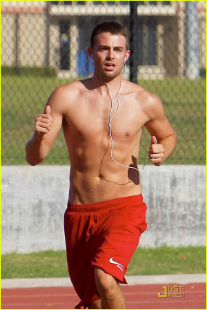 dailycuteboy:nolamaniac:jonathan bennett, openly gay guy from mean ...