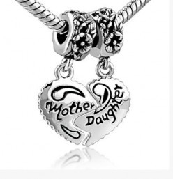 Mother-Daughter chain of love