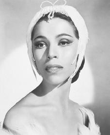 Maria Tallchief. Reproduced by permission of Archive Photos, Inc.
