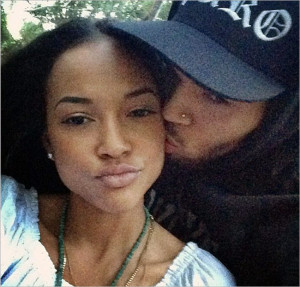 Chris Brown welcomes 2014 by putting on a PDA with girlfriend