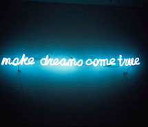 dreams-lights-neon-sign-words-146364.jpg