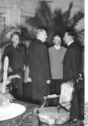 Joachim von Ribbentrop, Adolf Hitler, and Neville Chamberlain at Bad ...