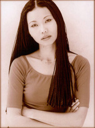 Thuy Trang Biography