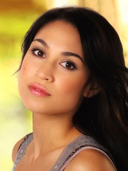 CASSIE STEELE - I've loved her since Degrassi! :) not to mention, we ...