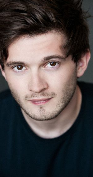 MV5BMTA4Njk5MTAzNzBeQTJeQWpwZ15BbWU4MDMyMTAzMTEx._V1_SY1200_CR165,0