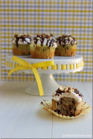 Chunky Monkey Cupcakes: Banana-flavored cupcakes with vanilla ...