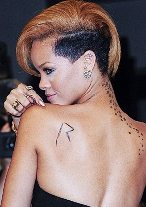 Rihanna’s New Underboob Tattoo picture