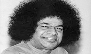 , India: Sathya Sai Baba, one of India’s most famous gurus ...