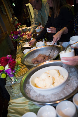 Ice+cream+sundae+bar+wedding+reception