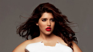 These curvy beauties prove that beauty comes in all shapes, sizes, and ...