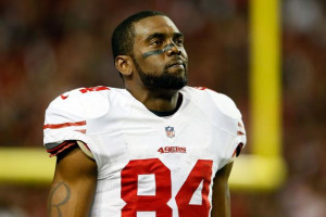 San Francisco 49ers Need To Let Randy Moss Leave the Team