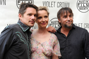 Ethan Hawke Julie Delpy & red carpet paparazzi #03 Stock Video 612328 ...