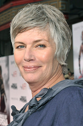 Top Gun’ Actress Kelly McGillis Marries Longtime Girlfriend!
