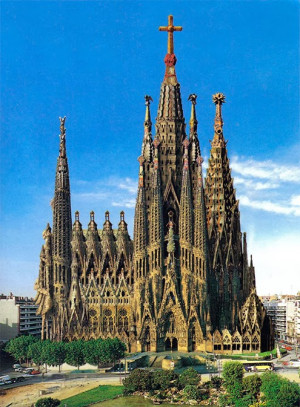 Quotes by Antoni Gaudi