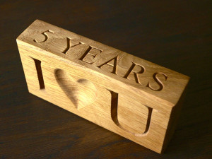 5th Wedding Anniversary Wooden Gift Ideas from MakeMeSomethingSpecial ...