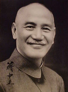 ... nos remite a un personaje importante, el General Chiang Kai-Shek