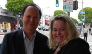Billy Crystal poses for a fan photo with mike the fanboy columnist ...
