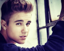 Pelo Instagram Justin Bieber pede desculpas por visita pol mica a