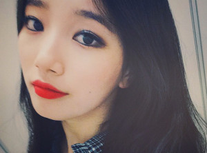 Follow-Miss-A-Bae-Suzy-on-official-Instagram.jpg