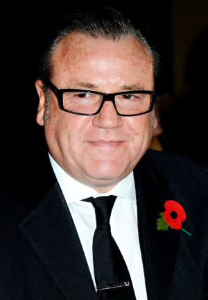 Ray Winstone Picture 9