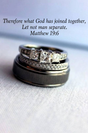 Wedding rings with quote