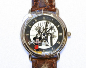 Vintage NIB Mickey Mouse Disneyland Cinderella Castle Watch by Time ...