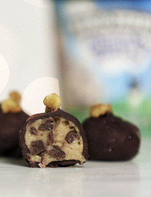 you'll never guess the secret ingredient in these chunky monkey ...
