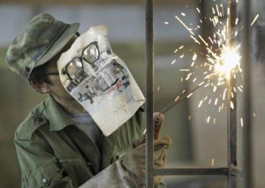 Welding, China-style … how long can this sort of thing keepgoing?