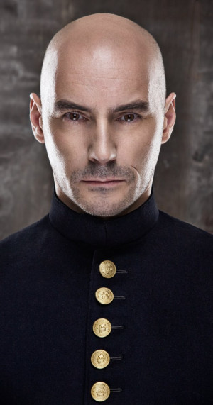 MV5BMTY0NzkyNjMxOV5BMl5BanBnXkFtZTcwNTA3MTI5Mw@@._V1_SY1200_CR135,0 ...