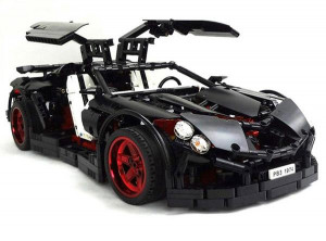 LEGO car boasts of 5-speed transmission
