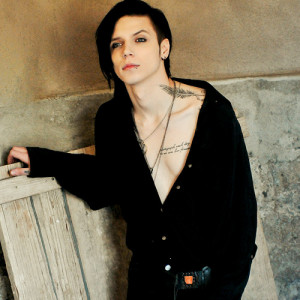 andy_biersack_by_andy_sixx_lover18-d61hr5y.jpg