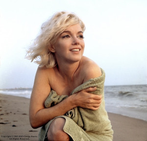 ... famous photos of Marilyn Monroe, for example, are among his works