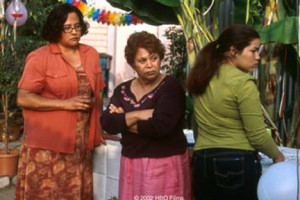 ... Have Curves (movie) Ingrid Oliu, Lupe Ontiveros, and America Ferrera