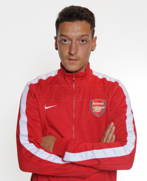 Ozil at Arsenal - the first pictures