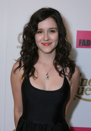 Shannon Woodward Pictures