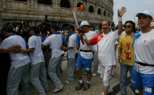 torch relay macau in this photo stanley ho macau tycoon stanley ho