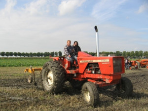 ... is me and my girlfriend on the XT on the Allis-Chalmers show in 2010
