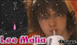 and he has big, juicy, beautiful lips!