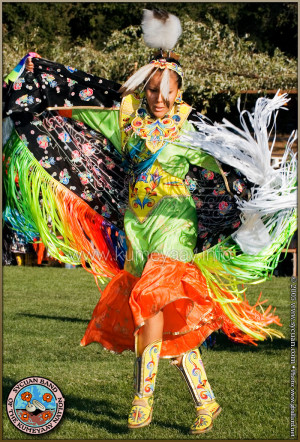 dance regalia dance steps for fancy shawl dancers womens fancy dancers ...