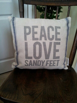 Peace love sandy feet