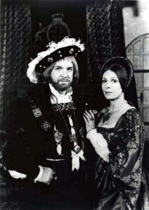 Again featuring Claire Bloom as Catherine of Aragon.