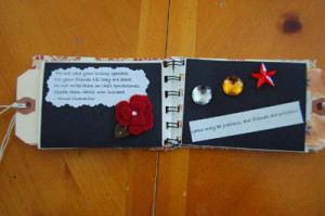 This mini scrapbook al went together very quickly!