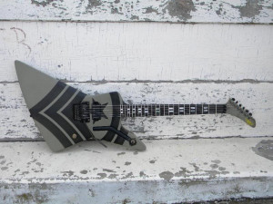 Jason Hook from Five Finger Death Punch at RS. Guitar finished!!
