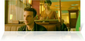Mathieu Kassovitz (Nino Quincampoix) and Audrey Tautou (Amélie ...