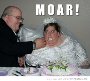 fat woman bride wedding eating cake moar more funny pics pictures pic ...
