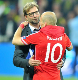 Dortmund manager Jurgen Klopp congratulates Bayern's match-winner ...