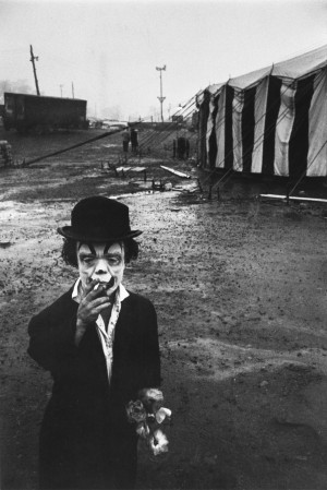 Bruce Davidson: Clown and circus tent , Palisades, New Jersey, 1958
