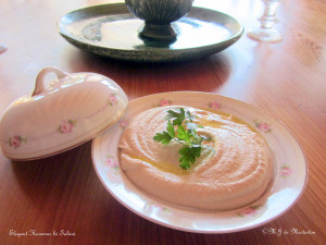 Elegant Hummus bi Tahini